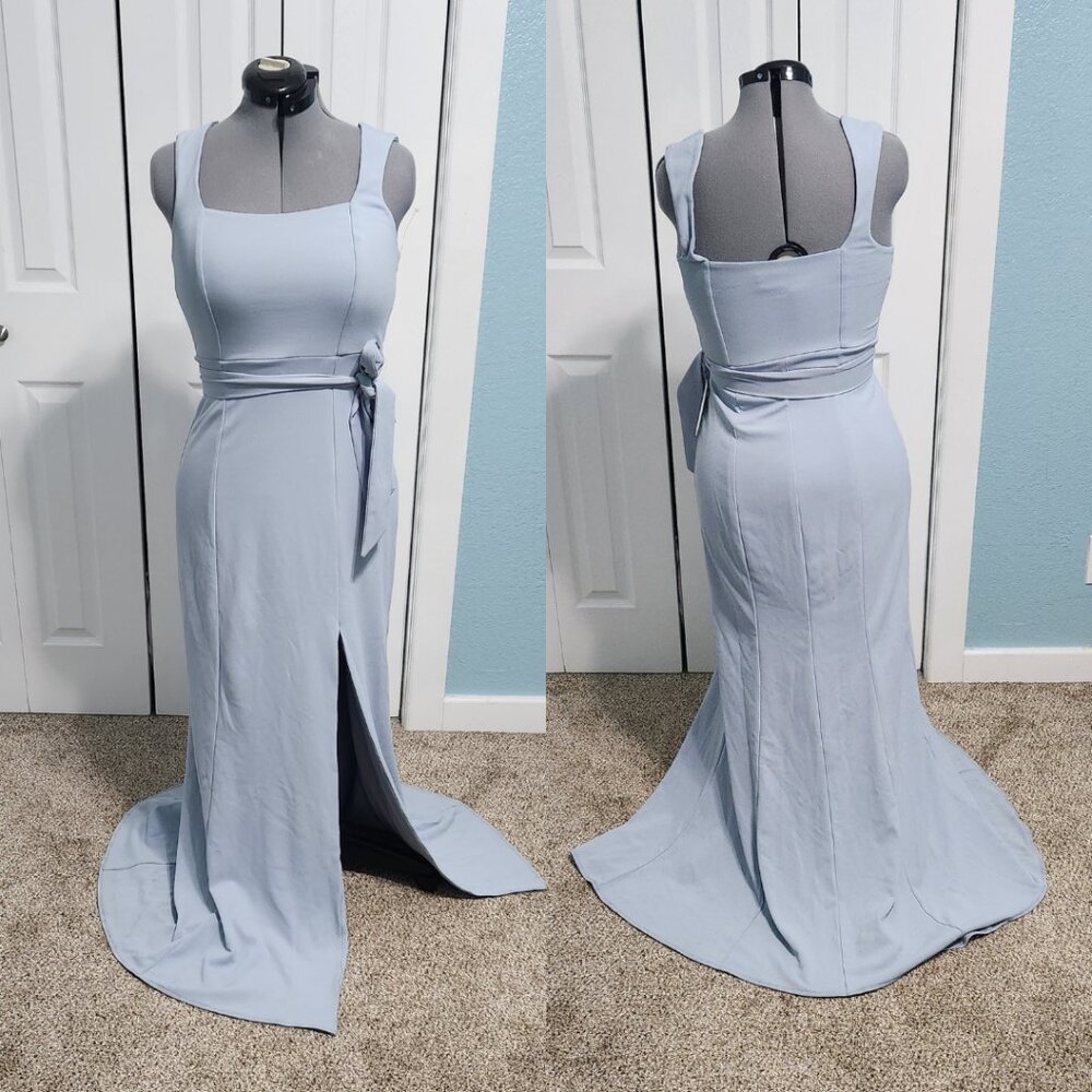 Show Me Your MuMu Paris Gown Size M with Belt